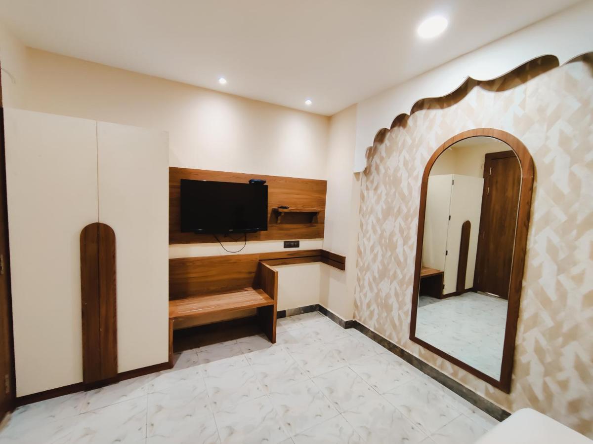 Hotel The Shah Imperial Gwalior Exterior foto