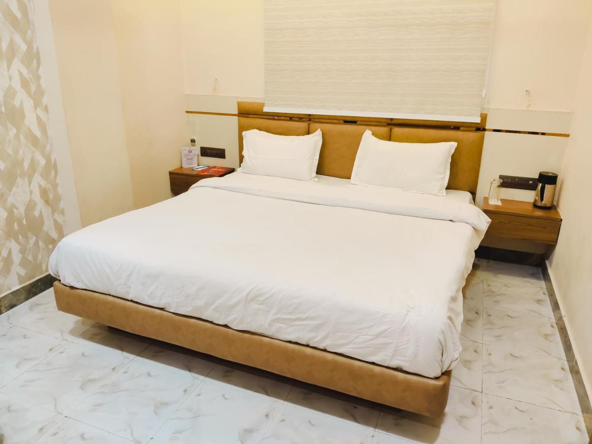 Hotel The Shah Imperial Gwalior Exterior foto