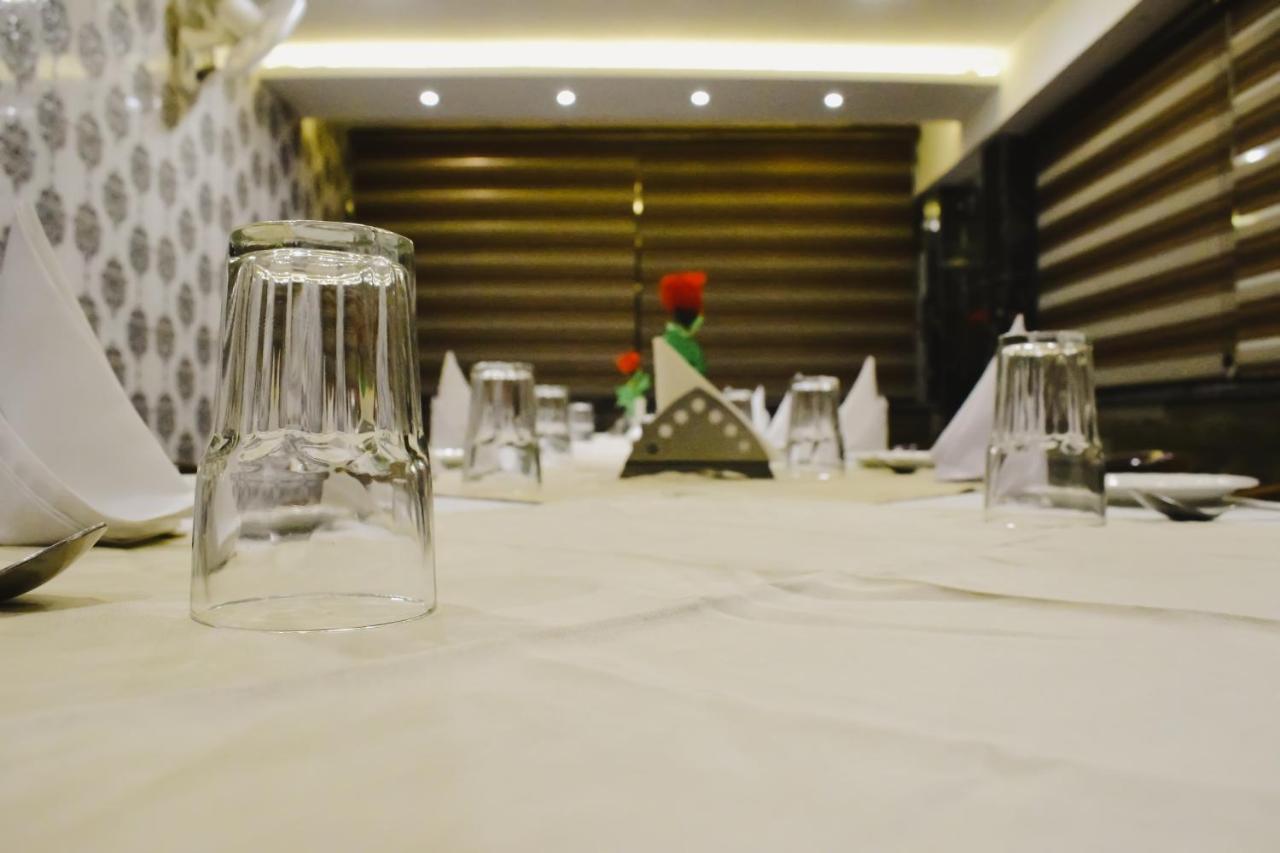 Hotel The Shah Imperial Gwalior Exterior foto